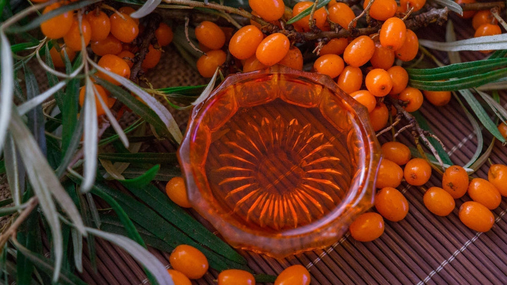 How to Use Sea Buckthorn Oil Without Staining Your Pillowcases